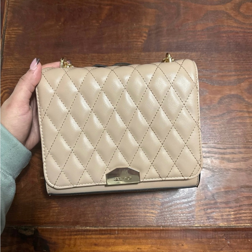 Also Crossbody